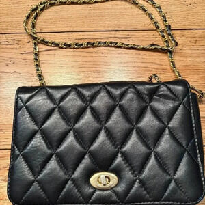 LJ Simone New York Leather Pocketbook